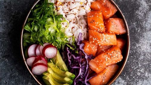 RECETTE - Le poké bowl saumon