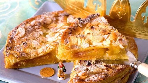 Galette des rois légère aux pommes et amandes effilées