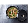 Cocotte en fonte ronde 26 cm noir mat - Visuel 2