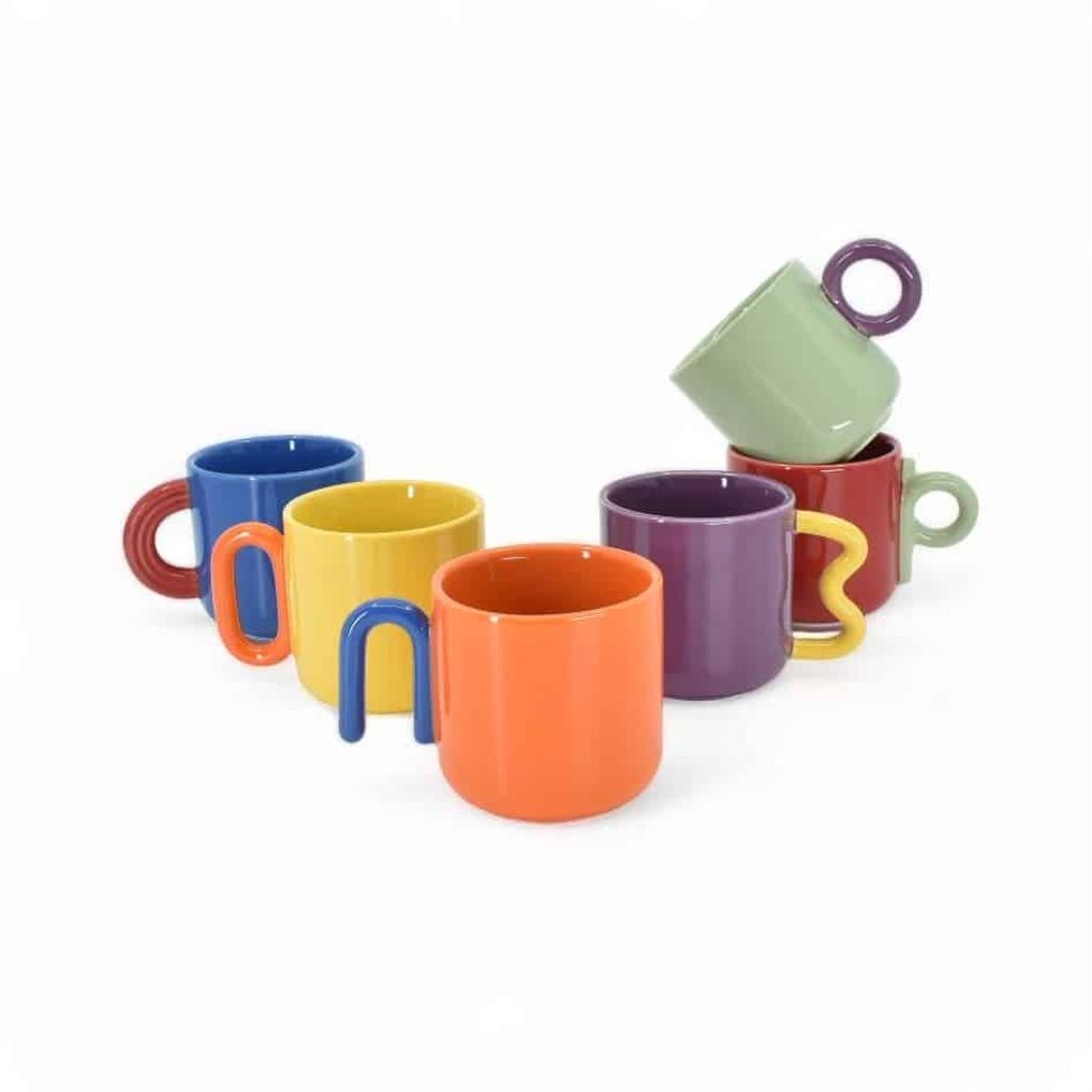 6 TASSES A CAFE LITRON PORCELAINE ROYALE DE LIMOGES DECOR AUX BARBEAUX