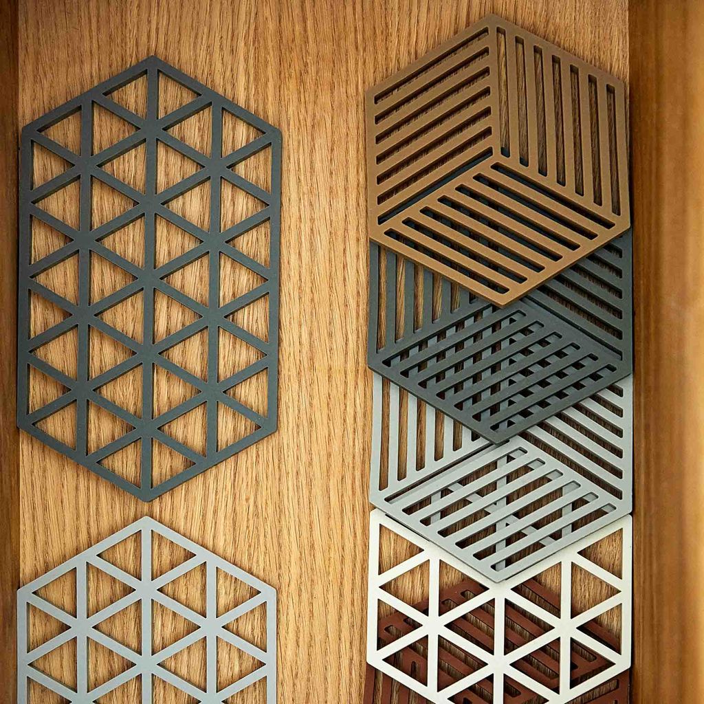 Dessous de plat hexagon en silicone olive taupe - Visuel 1