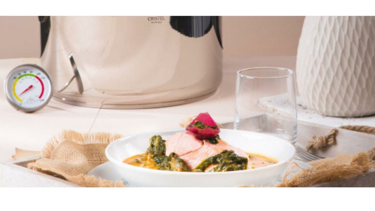 RECETTE x CRISTEL - Pavés de saumon au curry d'épinards : Découvrez la recette healthy !