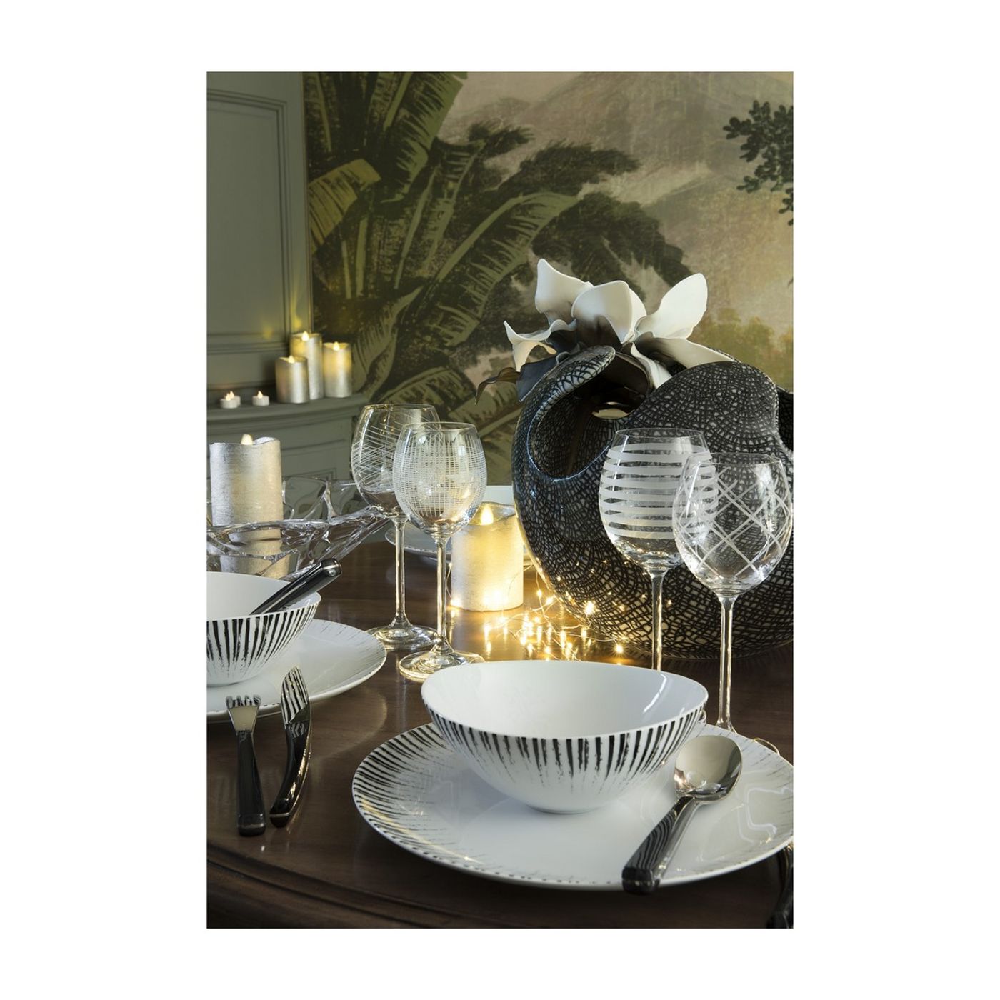 Assiette plate GLEE noir