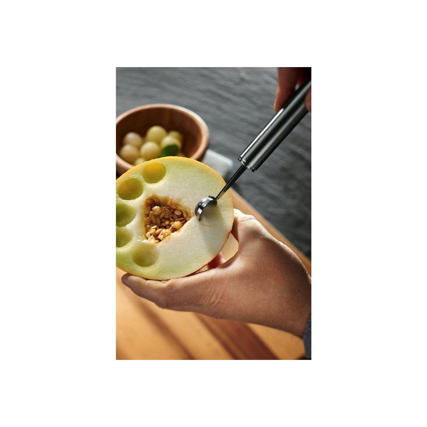 Cuillère à pomme parisienne