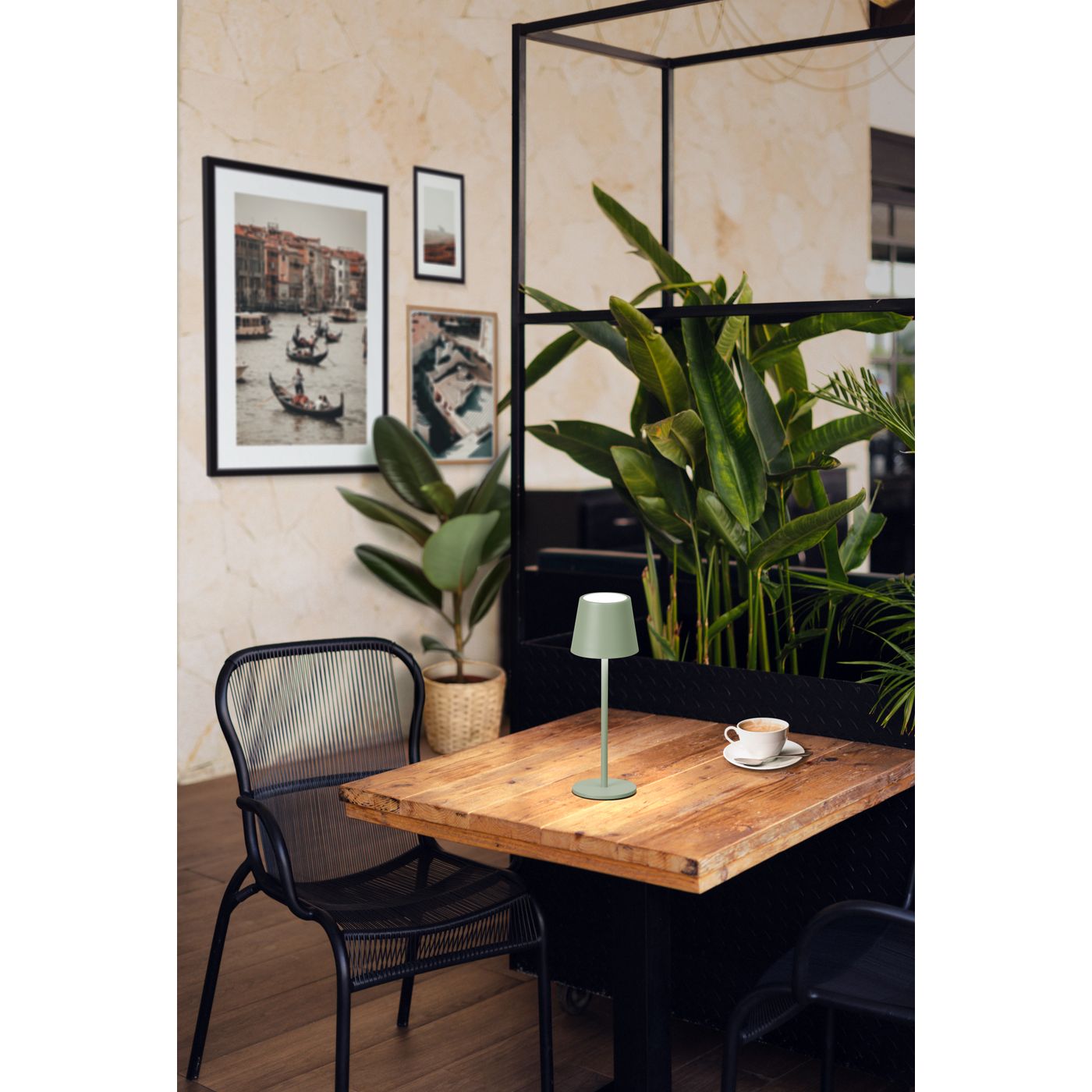 Lampe de table Roxi vert sauge