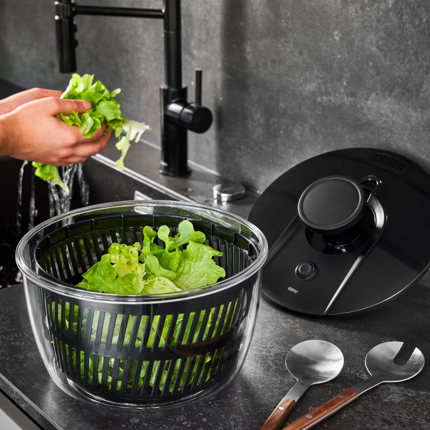 Essoreuse à salade PUSH IT 25 cm