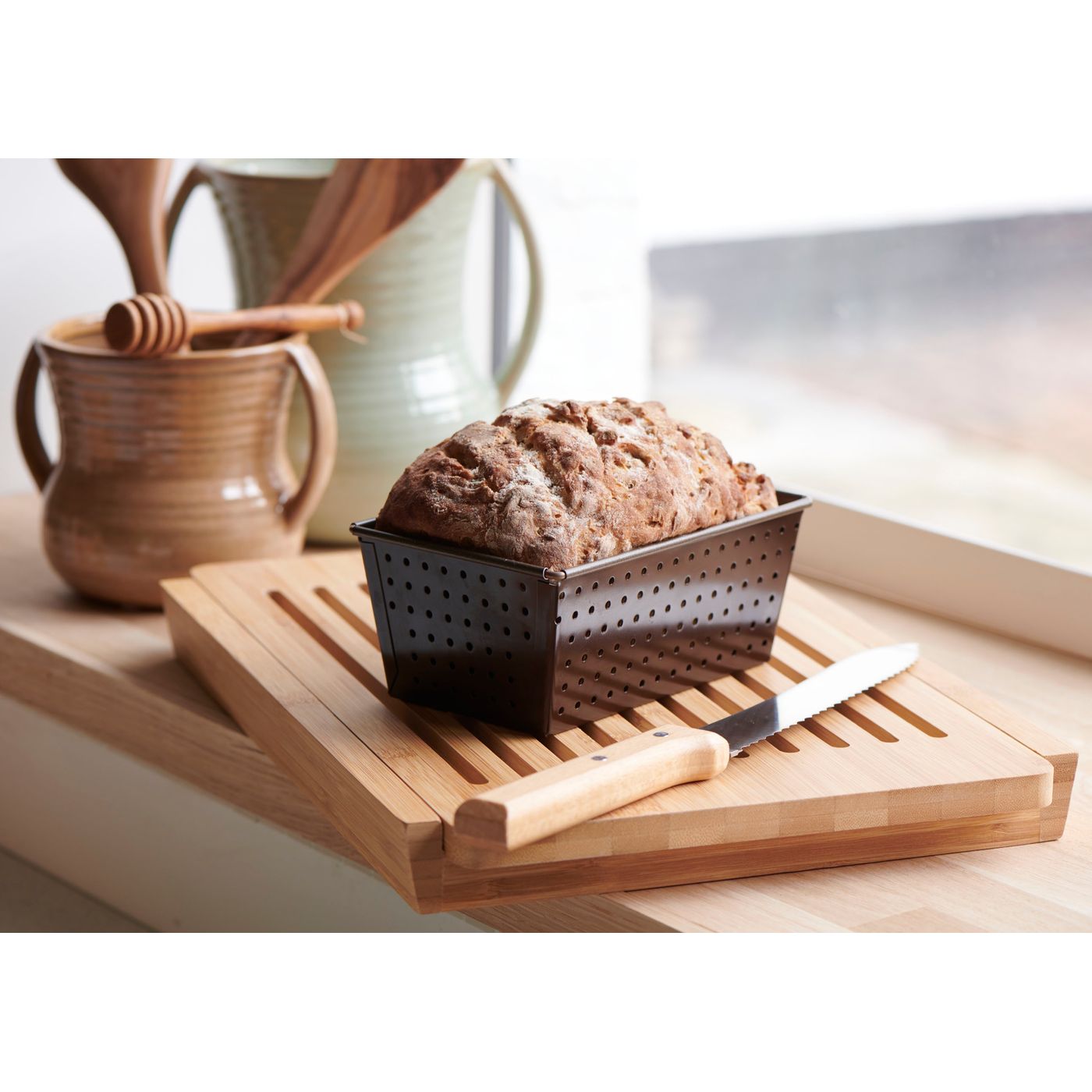 Moule à pain perforé 16cm