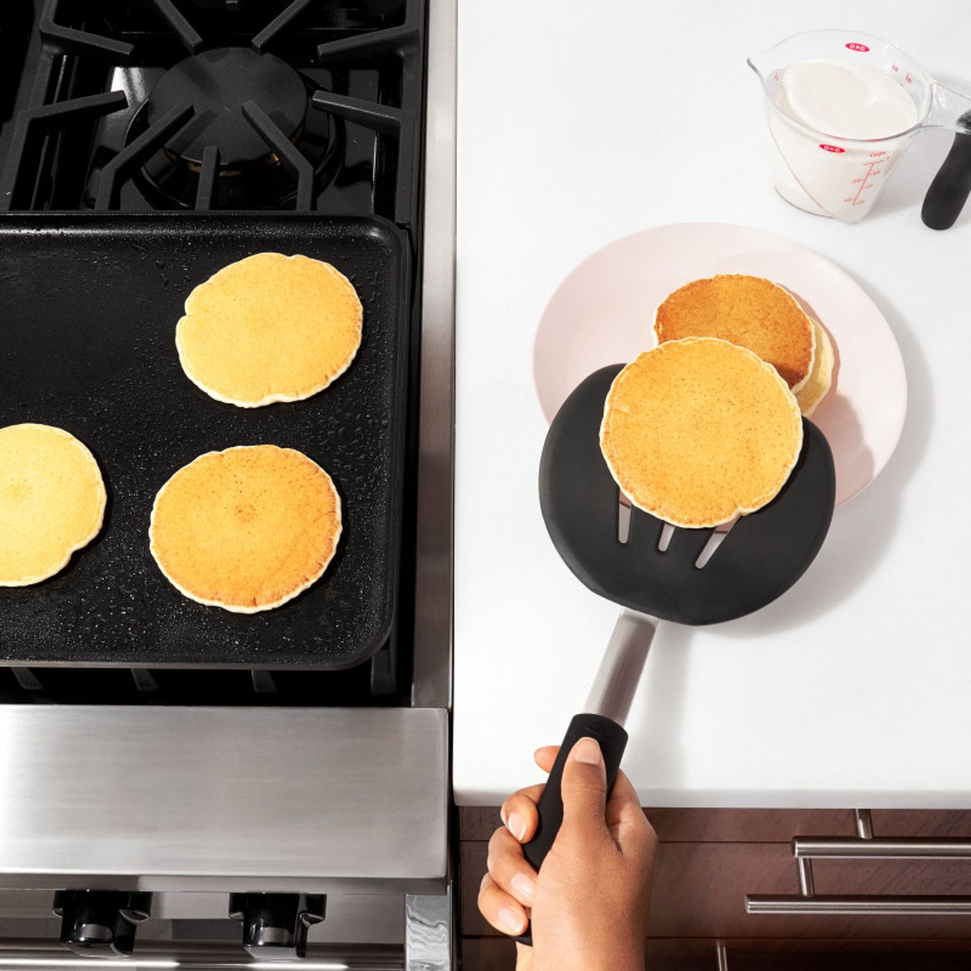 Spatule XL flexible ajourée en silicone 30,5cm
