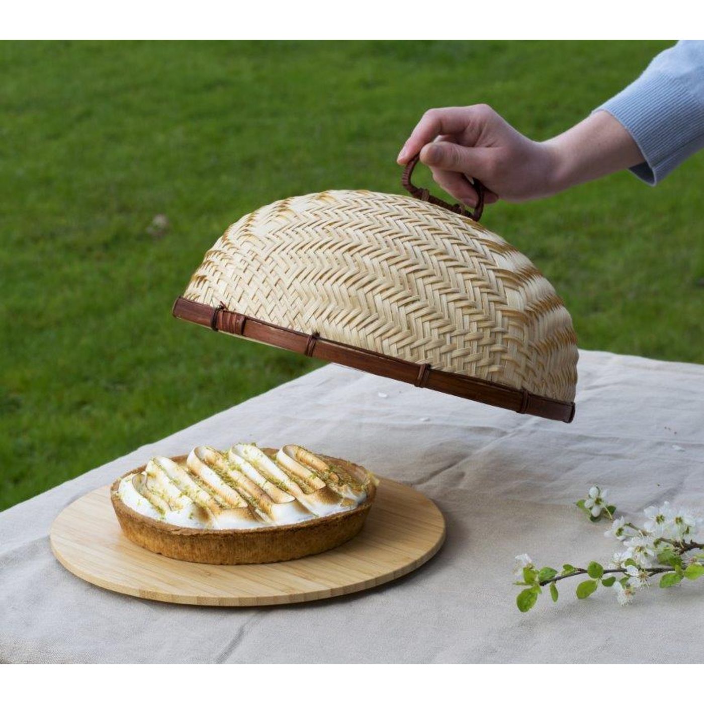 Cloche alimentaire bambou tissé 30 cm
