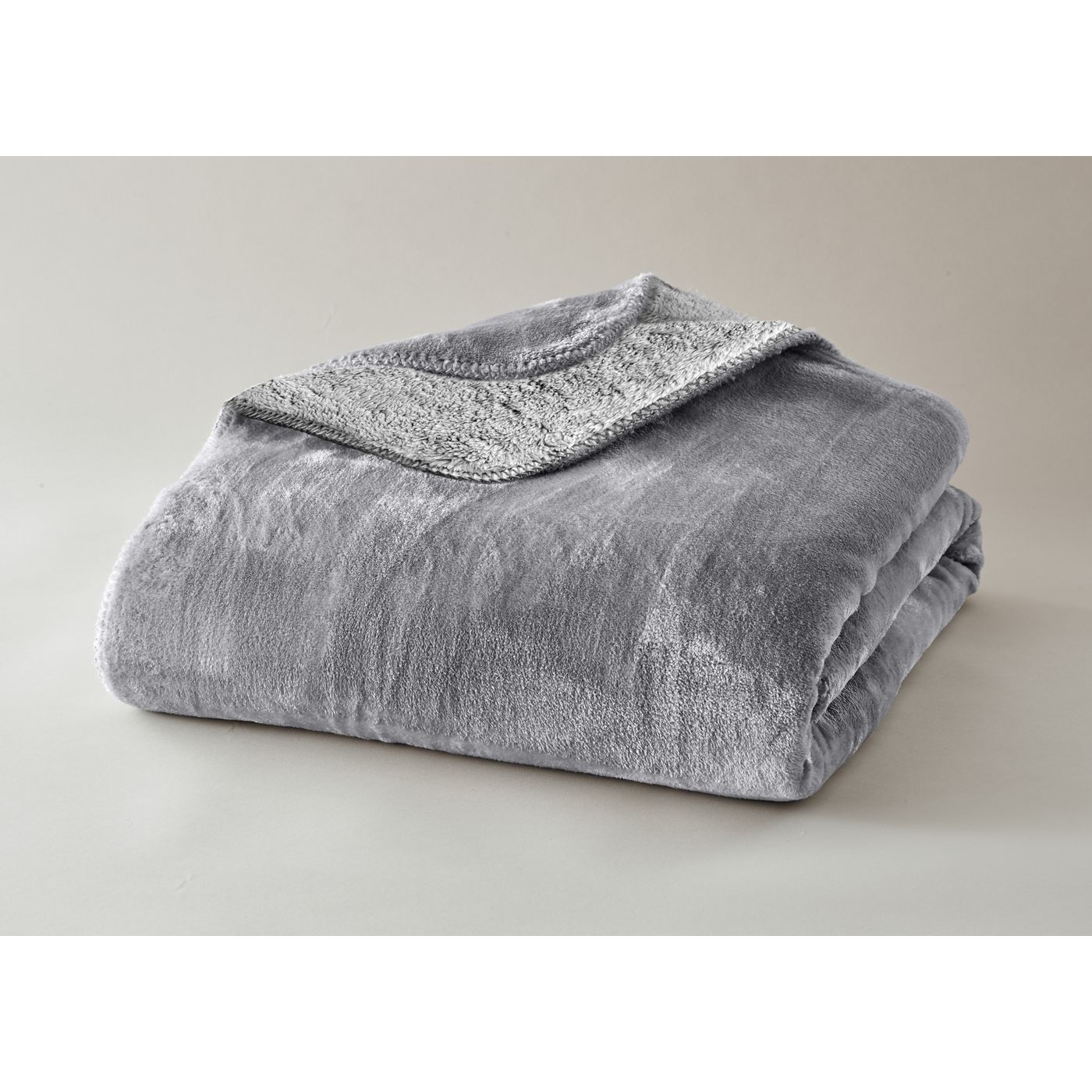 Plaid cosy gris 150 x 200 cm