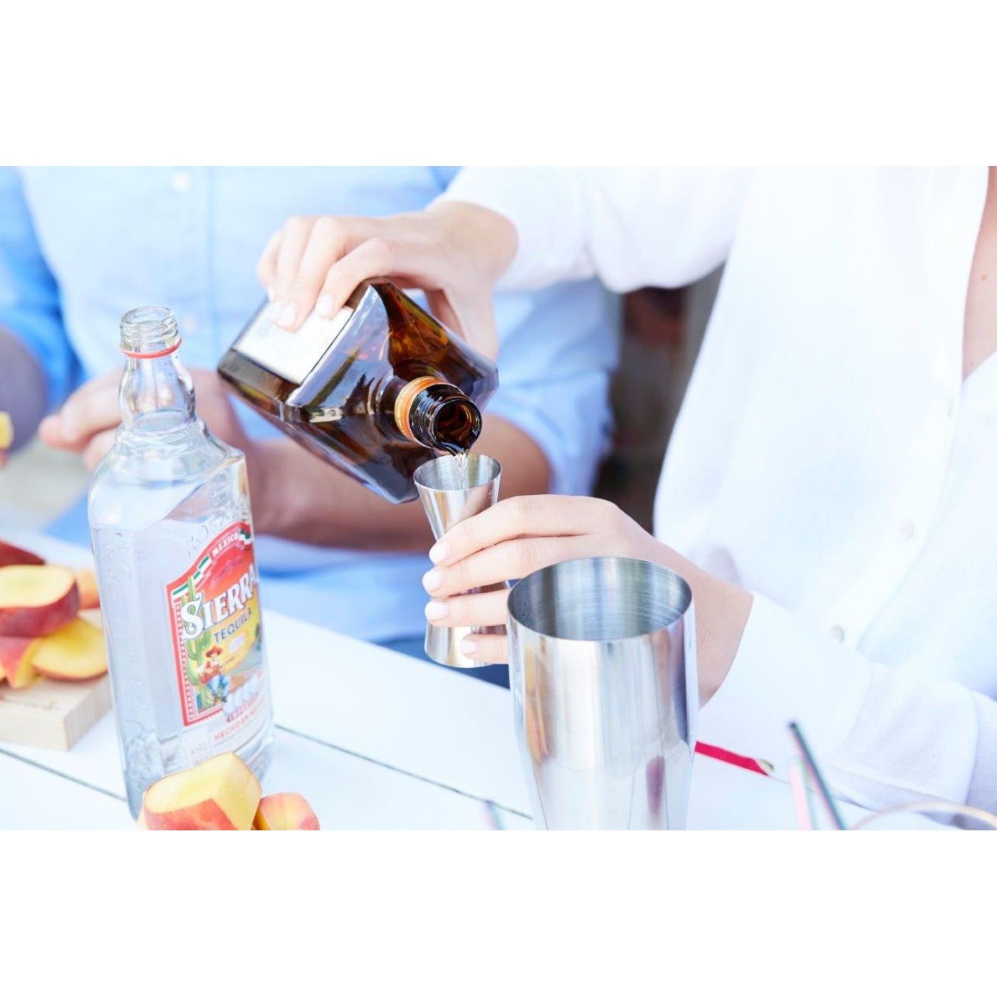 Coffret à cocktail Point-Virgule 5 pièces avec shaker Boston