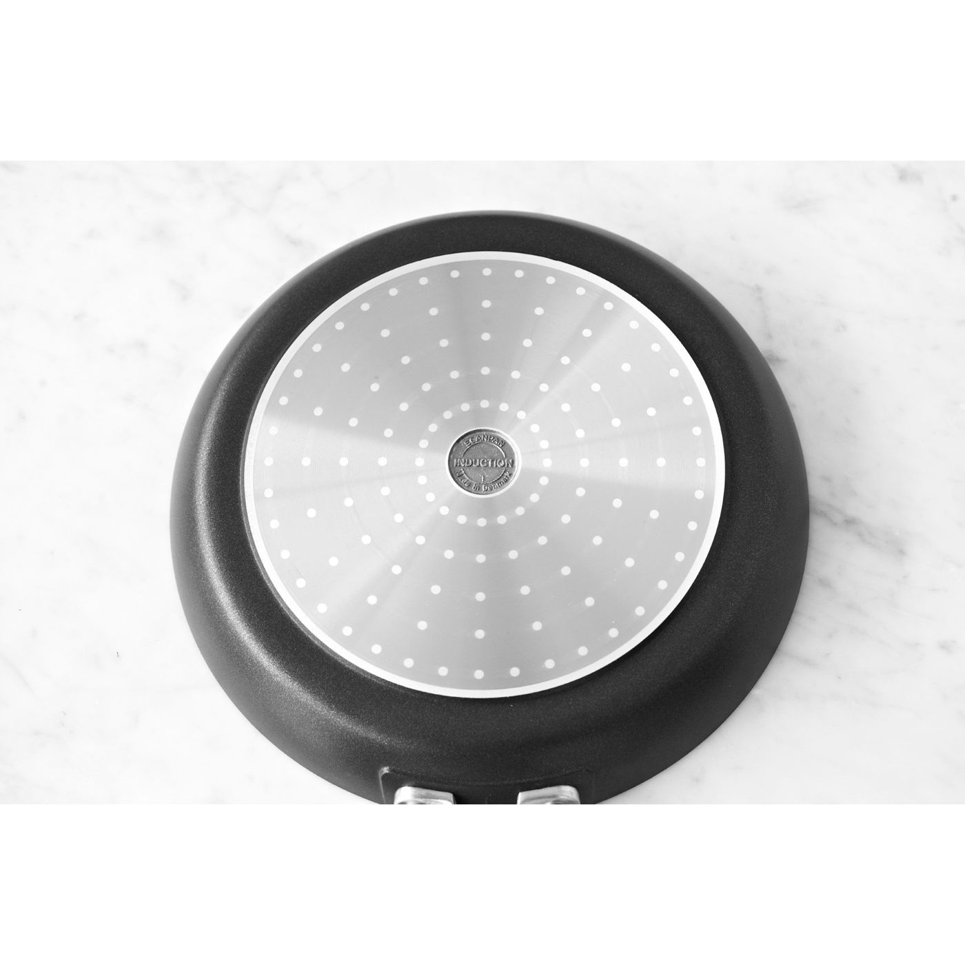 Poêle revêtue PRO IQ 28 cm