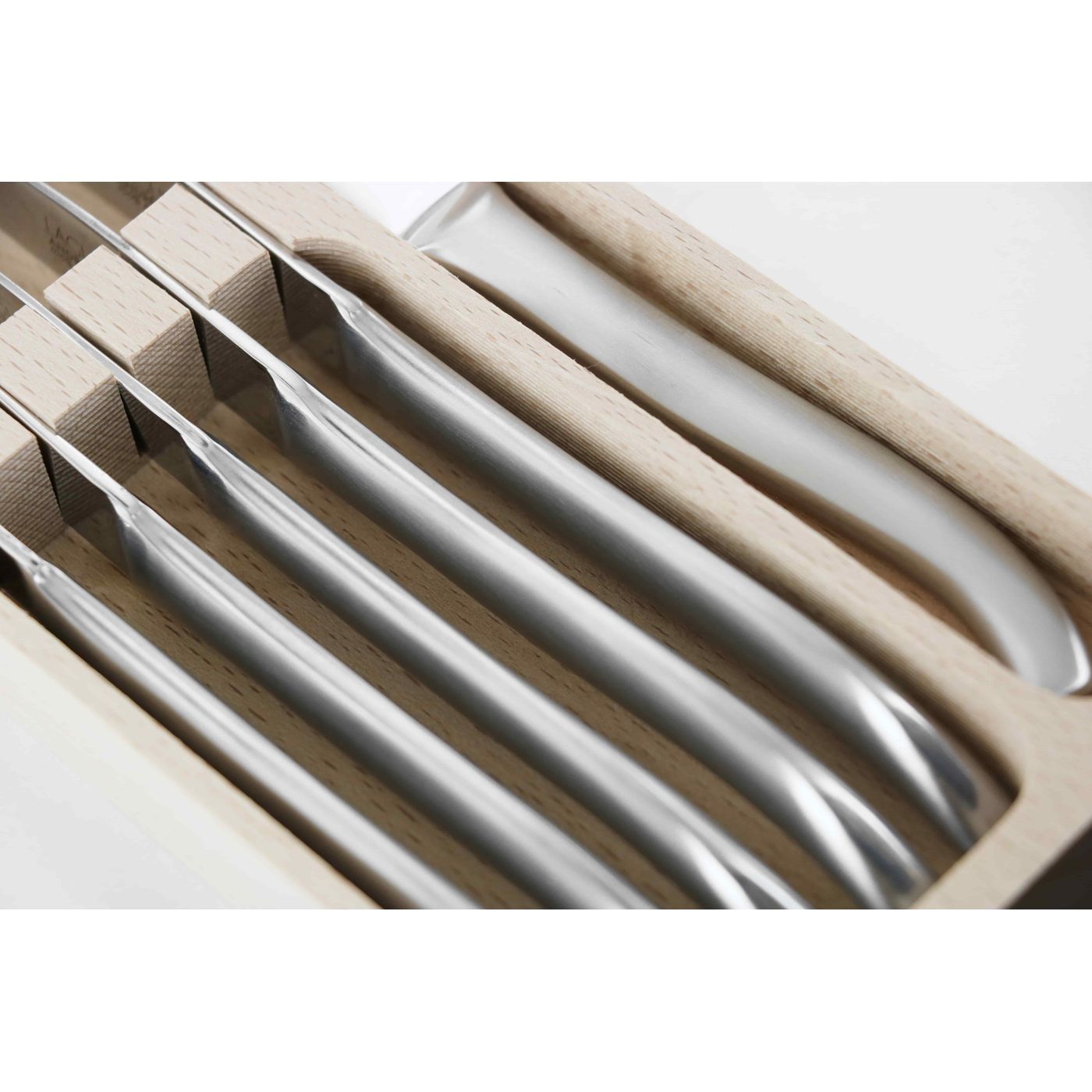 Coffret 6 couteaux à steak lame lisse Laguiole inox