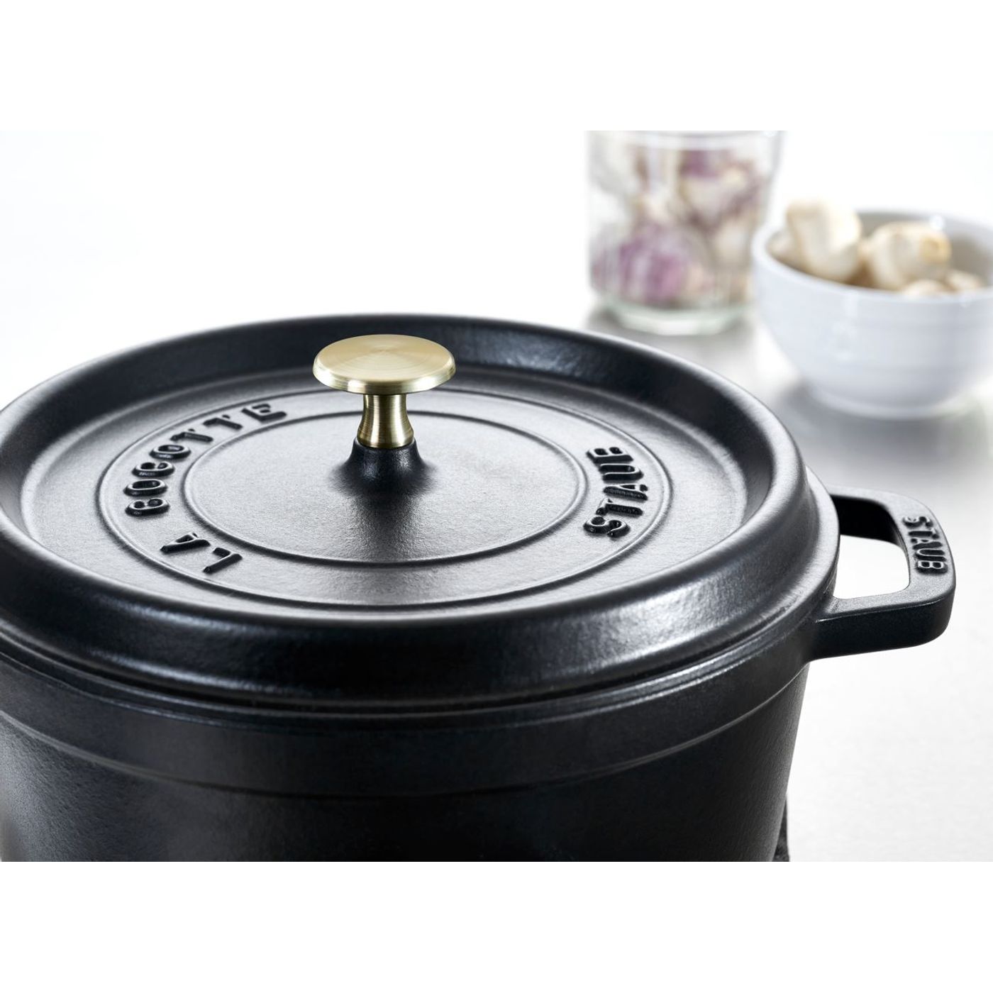 Cocotte en fonte ronde 24 cm noir mat