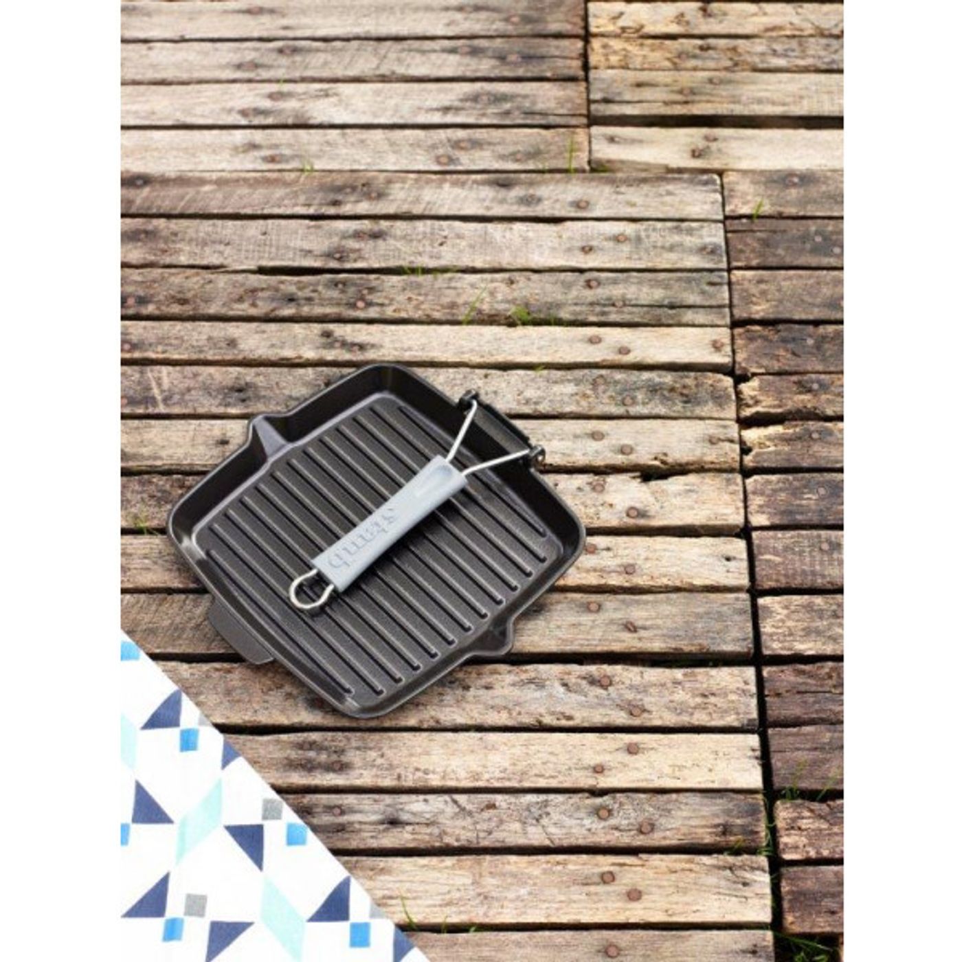 Gril carré 24 cm en fonte