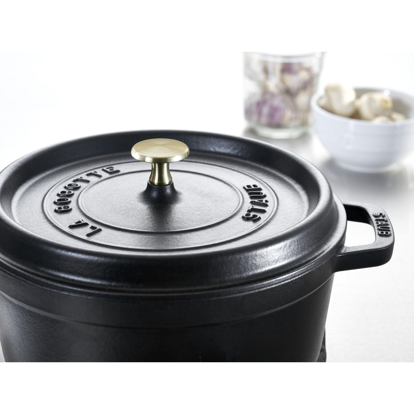 Cocotte en fonte ronde 30 cm noire