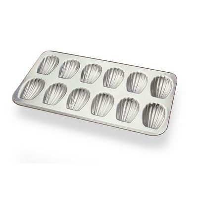 Moule à madeleines fer blanc