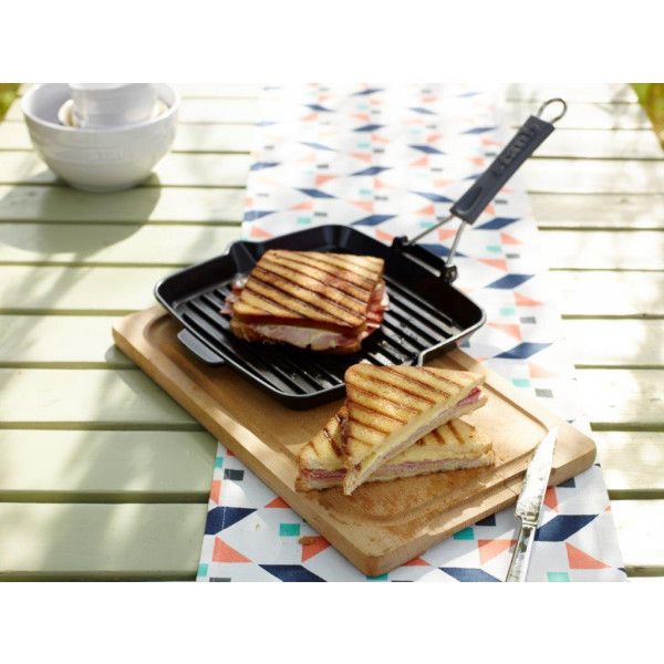 Gril carré 24 cm en fonte